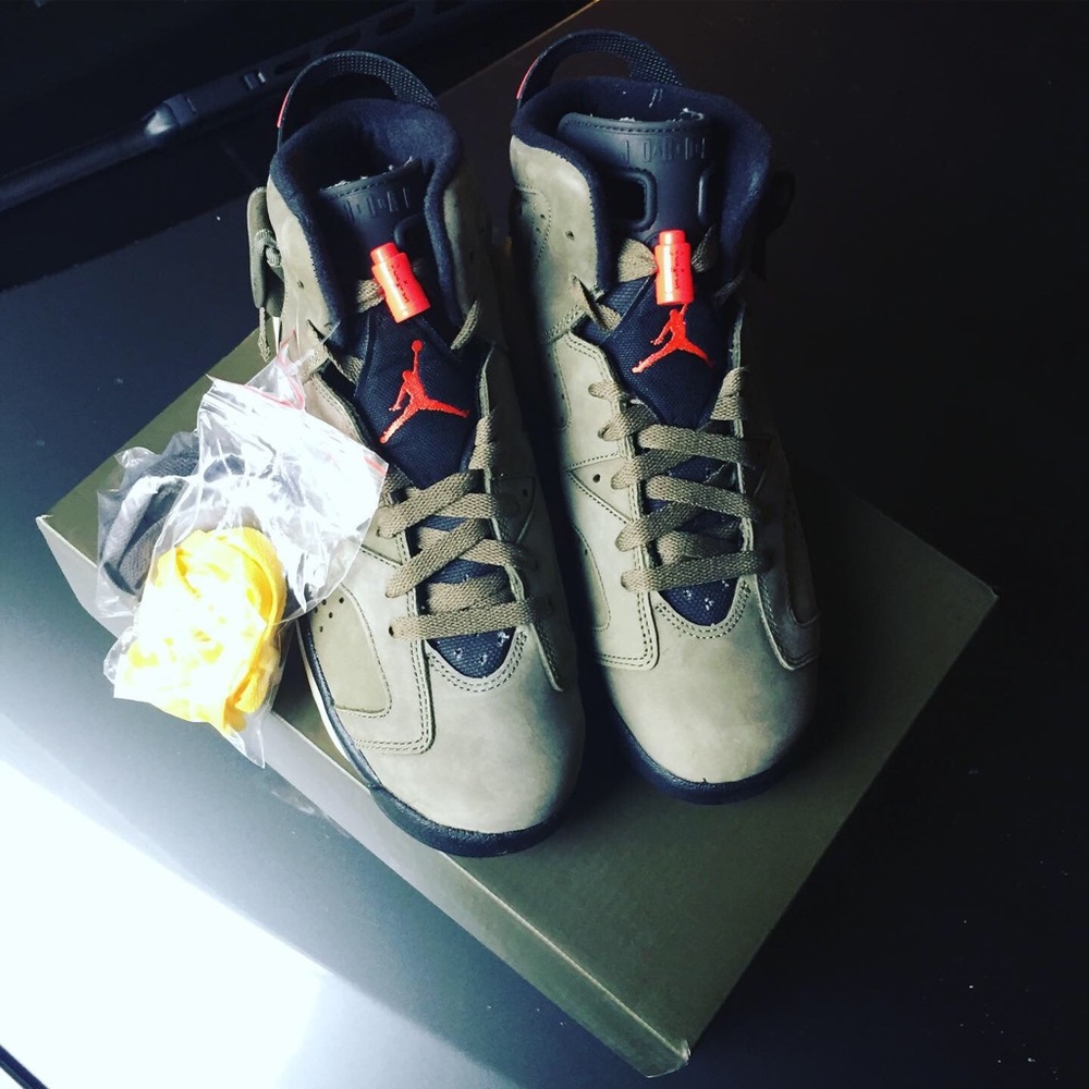 Jordan 6 Travis Scott